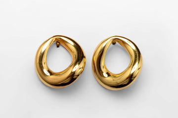 Aretes círculo dorado