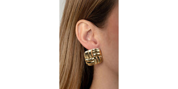 Aretes Cuadrados Dorados