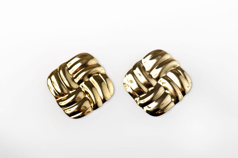 Aretes Cuadrados Dorados
