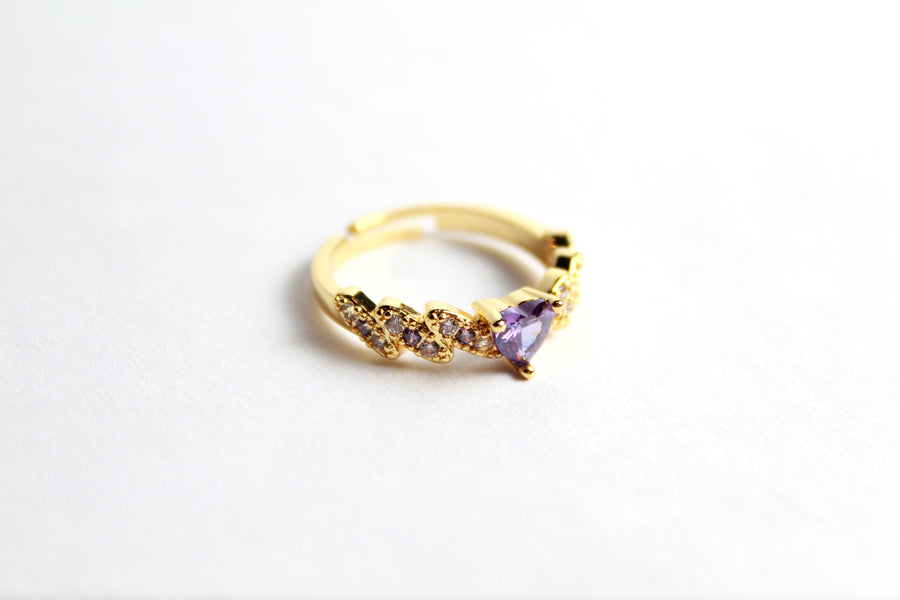 Anillo Solitario Morado con Zirconias