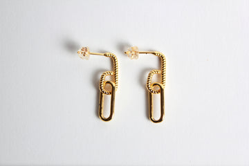 Aretes clip dorado