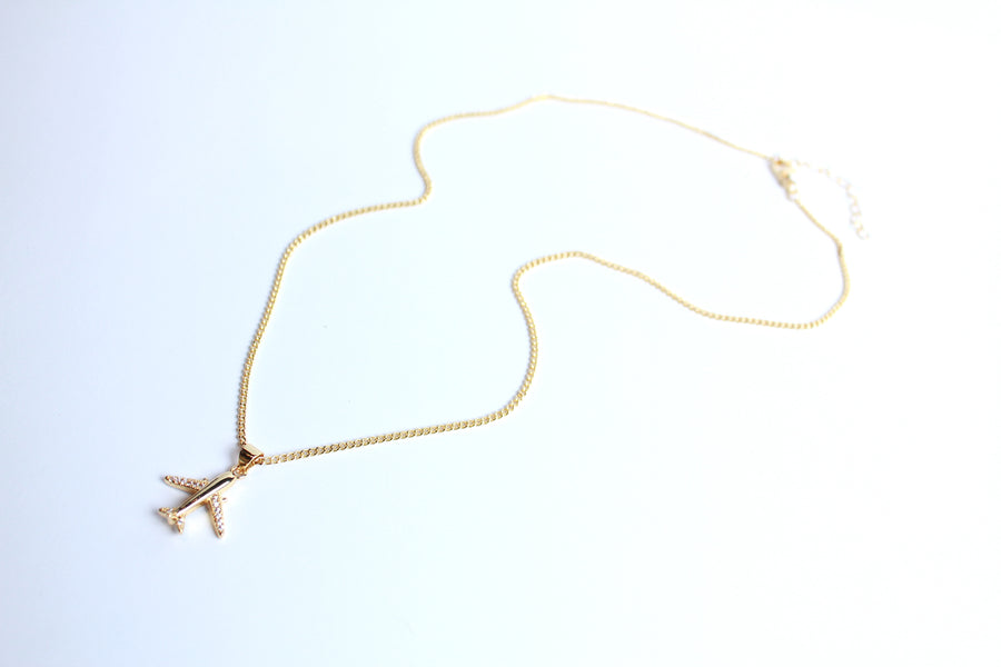 Collar avión zirconia