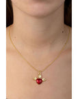 Collar Corazón Rojo con Alas Doradas