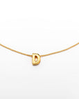 Collar inicial doradas