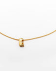Collar inicial doradas