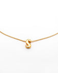 Collar inicial doradas