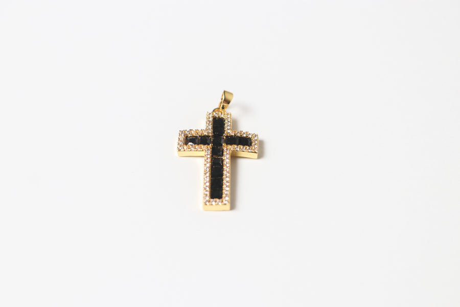 Collar Cruz con Zirconia Negra