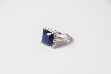 Anillo Plateado Ajustable con Zirconia Rectangular Azul
