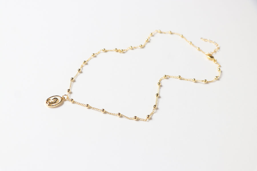 Collar Virgen Fondo Blanco