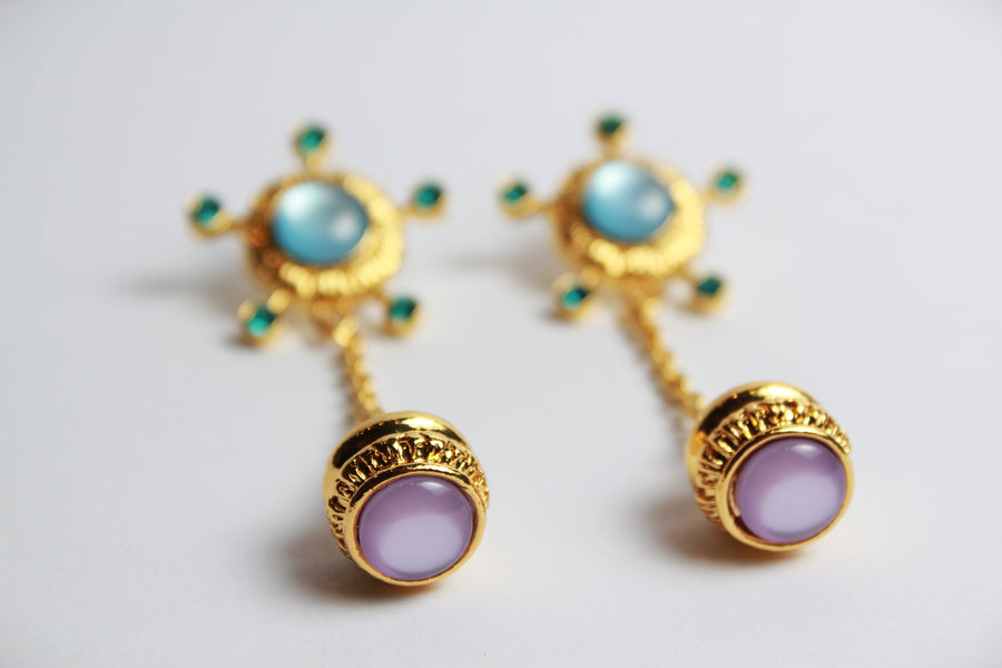 Aretes largos azul y morado